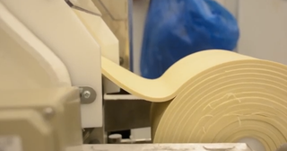 Illustration for article titled This Ramen Is Made By a Machine That Takes Up The Length of a Room
